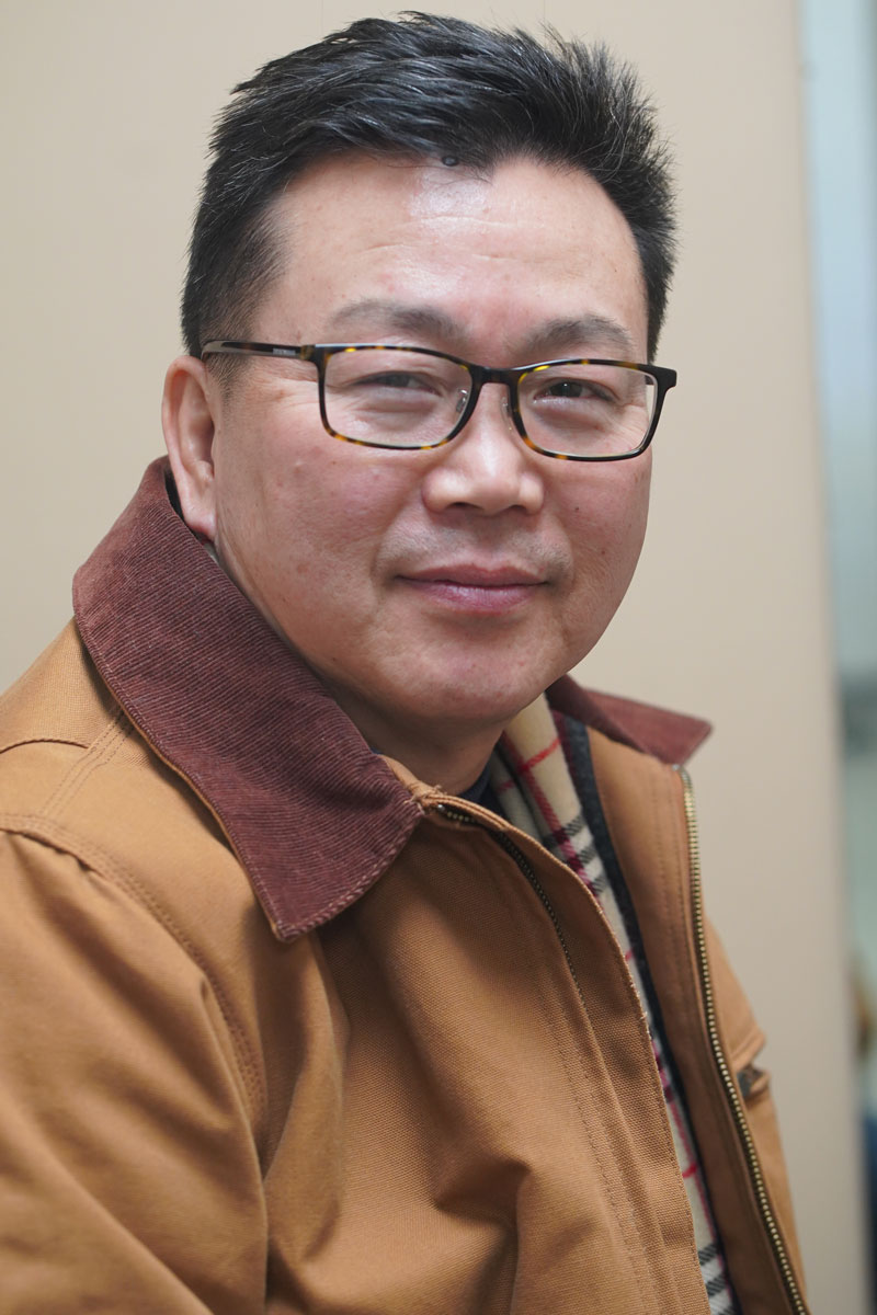 Duk Young Kim - Violin Teacher at Visionary Centre for the Performing Arts